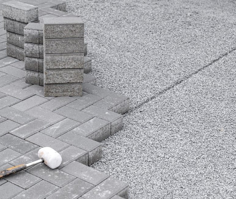 interlocking pavers contractors